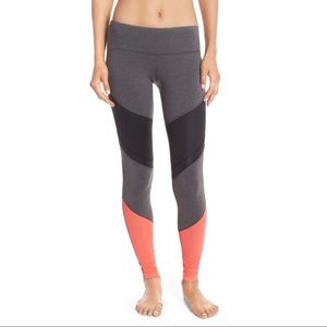 Alo Yoga Sheila Leggings Coral Gray Grey Panel Mesh Medium
